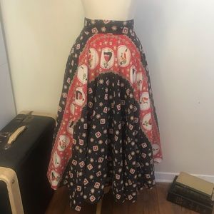 Vintage 1950s novelty print circle skirt